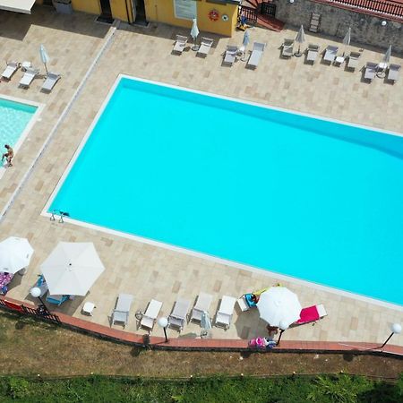 Hotel Pineta Ristorante Country House In Fabriano Campodonico  Exterior photo