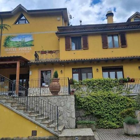 Hotel Pineta Ristorante Country House In Fabriano Campodonico  Exterior photo