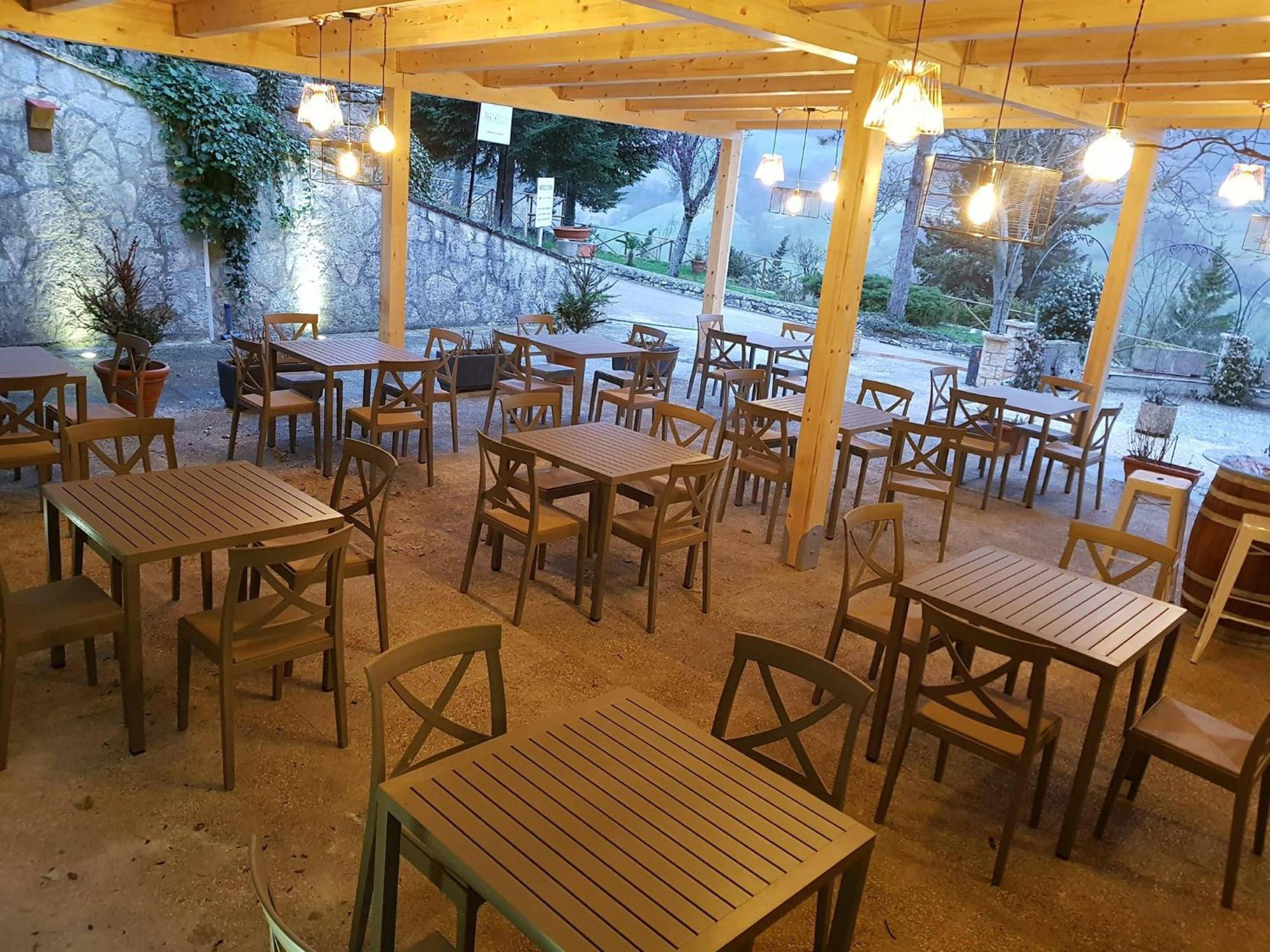 Hotel Pineta Ristorante Country House In Fabriano Campodonico  Exterior photo